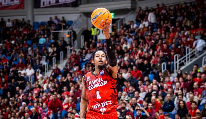 Buvęs „Ryto“ legionierius vedė „Hapoel“ į pergalę prieš „Maccabi“